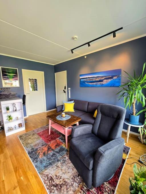 Modern And Sentral Penthouse Apartment Tromso